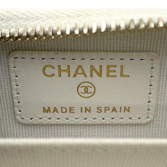 CHANEL Authentic White Caviar Leather Logo Wallet - Picture 8 of 9